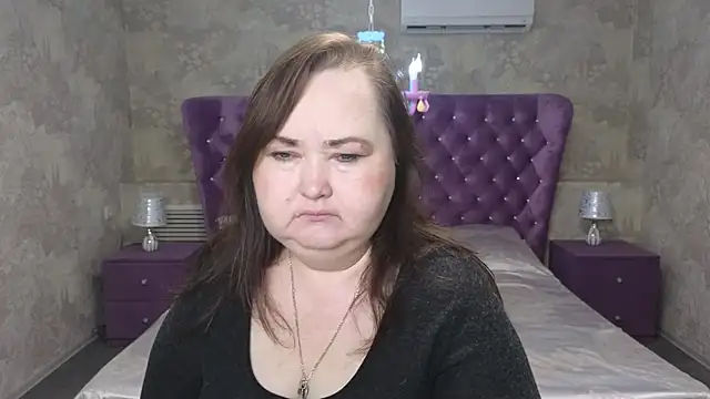 Eloisa Eliot online show from 12.04.25