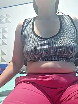 Snapshot of vaneza1999 chatting on 09.29.25 vaneza1999 online show from 09.29.25