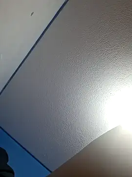 Snapshot of vaneza1999 chatting on 10.12.25 vaneza1999 online show from 10.12.25