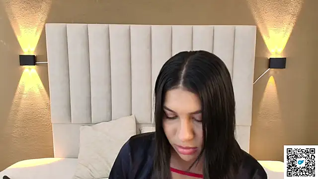 Snapshot of goddess_saori_ chatting on 10.08.25 goddess saori  online show from 10.08.25