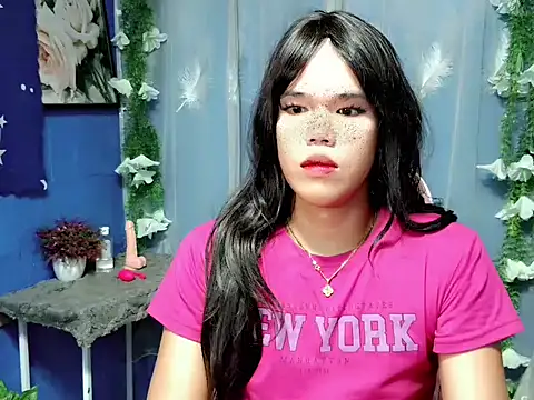 Snapshot of Slutty_Isabelle chatting on 10.17.25 Slutty Isabelle online show from 10.17.25