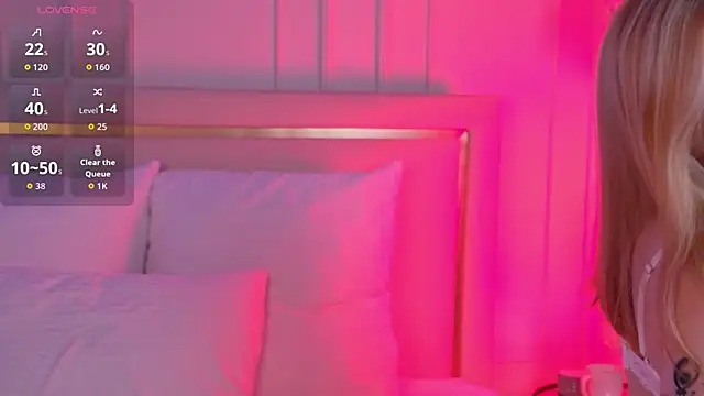 VelvetHell online show from 10.05.25