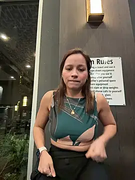 Mrs MrLove online show from 12.20.25