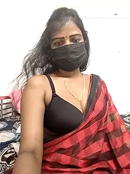 Snapshot of Misss-julli chatting on 09.12.25 Misss-julli online show from 09.12.25