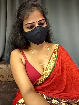 Snapshot of Misss-julli chatting on 09.20.25 Misss-julli online show from 09.20.25