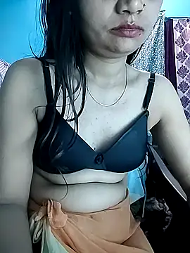 Snapshot of Vaani_Actress chatting on 11.24.25 Vaani Actress online show from 11.24.25