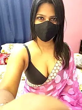 Snapshot of hoty_sonali chatting on 11.30.25 hoty sonali online show from 11.30.25