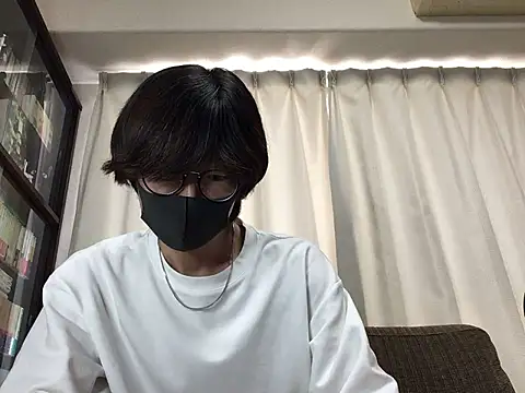 Snapshot of telumiya chatting on 09.24.25 telumiya online show from 09.24.25