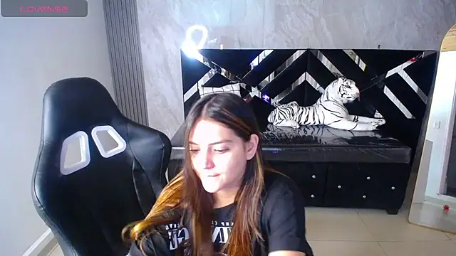 emily cooper t online show from 09.17.25