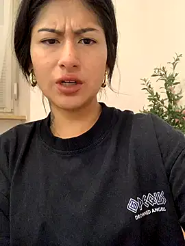 mrskarmaa online show from 09.12.25