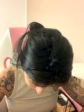 mrskarmaa online show from 11.08.25