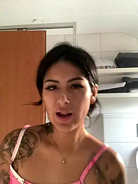 mrskarmaa online show from 12.14.25