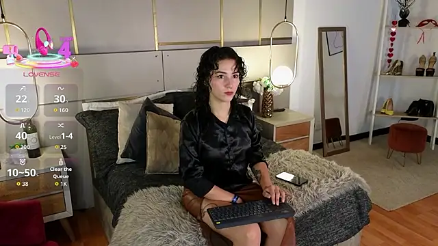 Lina Montclair online show from 03.20.26