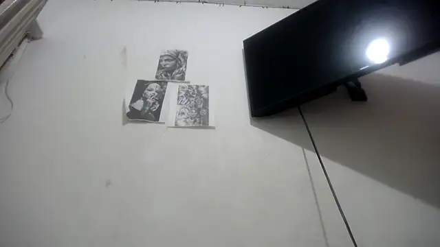 Foxy Lovex online show from 11.13.25