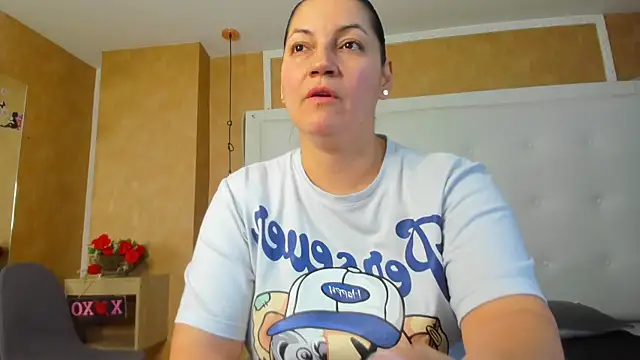Heidy milf online show from 07.13.26