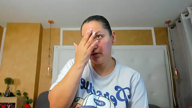 Heidy milf online show from 07.28.26