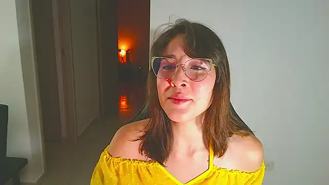 Yulienneg online show from 04.14.26