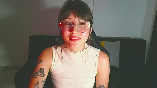 Yulienneg online show from 04.29.26