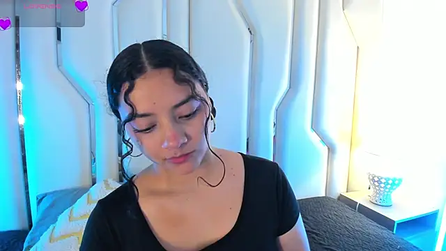 Snapshot of Angellit_Afrodita_ chatting on 05.17.26 Angellit Afrodita online show from 05.17.26