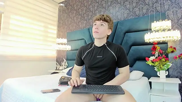 TaylerWhite online show from 03.20.26