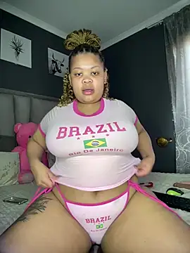 Snapshot of Thick_Ass_Barbiie chatting on 06.25.26 Thick Ass Barbiie online show from 06.25.26