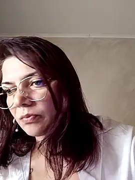 Snapshot of LadyNora chatting on 05.03.26 LadyNora online show from 05.03.26