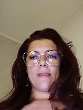 Snapshot of LadyNora chatting on 05.28.26 LadyNora online show from 05.28.26