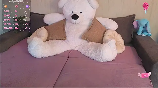 Snapshot of Rosaline_lov chatting on 05.01.26 Rosaline lov online show from 05.01.26