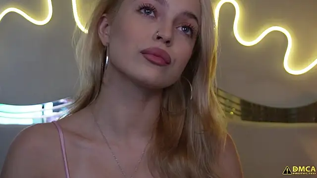 kellypeachcake online show from 10.01.25