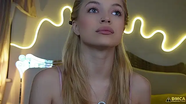 kellypeachcake online show from 11.23.25