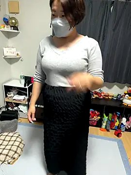 hima-wari0707 online show from 10.23.25