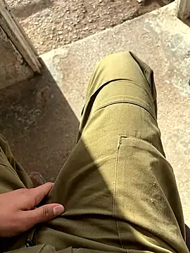 Snapshot of c2c3finm chatting on 03.18.26 c2c3finm online show from 03.18.26