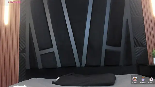 Snapshot of marco_garciia_ chatting on 11.12.25 marco garciia online show from 11.12.25