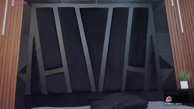 Snapshot of marco_garciia_ chatting on 11.15.25 marco garciia online show from 11.15.25