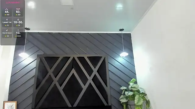 Snapshot of marco_garciia_ chatting on 12.03.25 marco garciia online show from 12.03.25