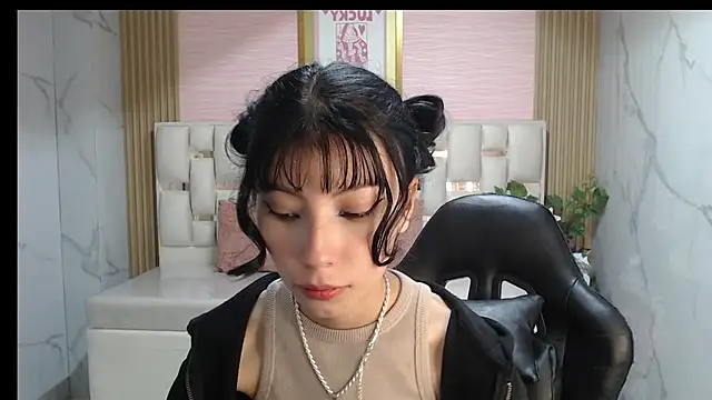 verana s online show from 10.17.25