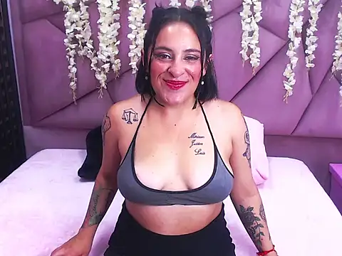 Aphroditabrown69 online show from 10.24.25