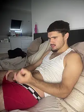 Snapshot of los_freaky chatting on 10.31.25 los freaky online show from 10.31.25