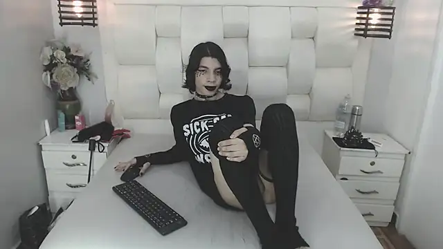 Atley Dolly online show from 09.18.25