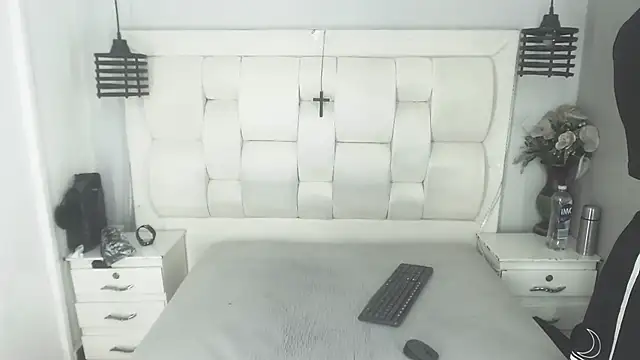 Atley Dolly online show from 10.07.25