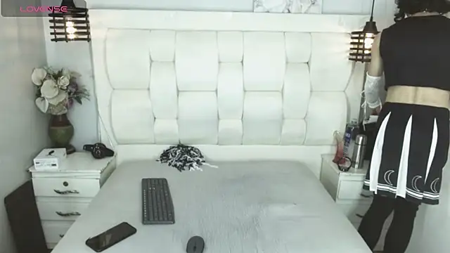 Atley Dolly online show from 10.17.25