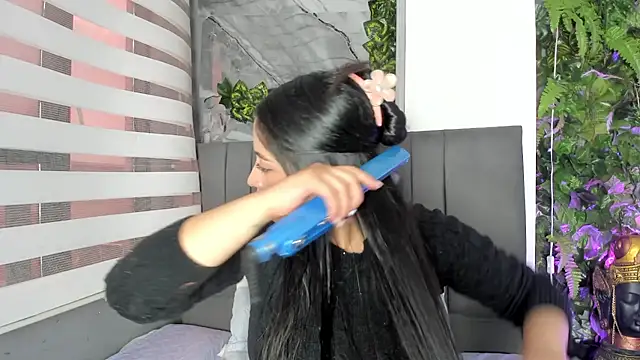 vela-kimm online show from 12.17.25