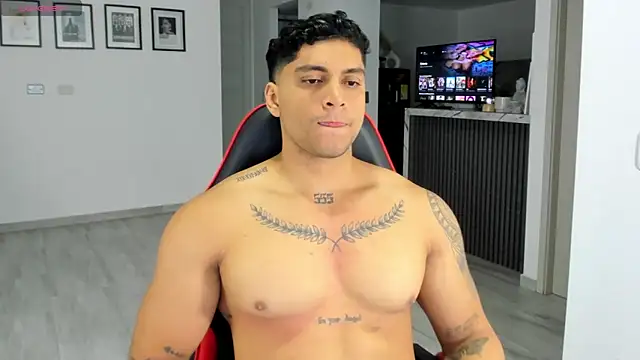 Nicolasmontoya16 online show from 11.06.25