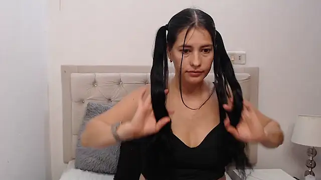 Snapshot of Taliana21 chatting on 06.10.26 Taliana21 online show from 06.10.26