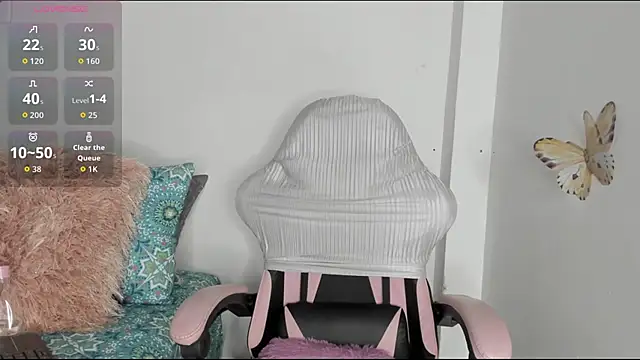 Snapshot of mari-ross chatting on 07.25.26 mari-ross online show from 07.25.26