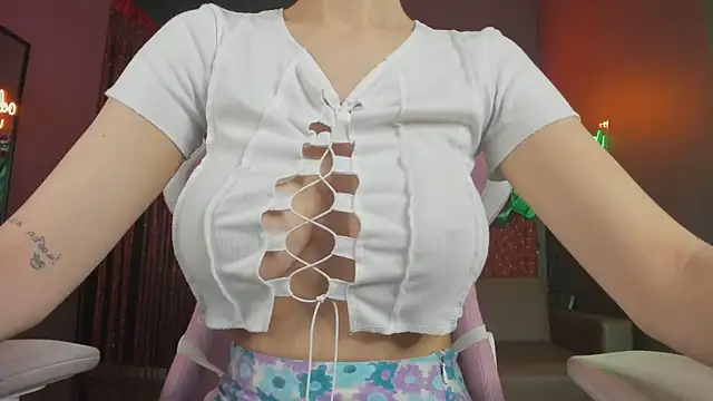 Alice dusk  online show from 12.16.25