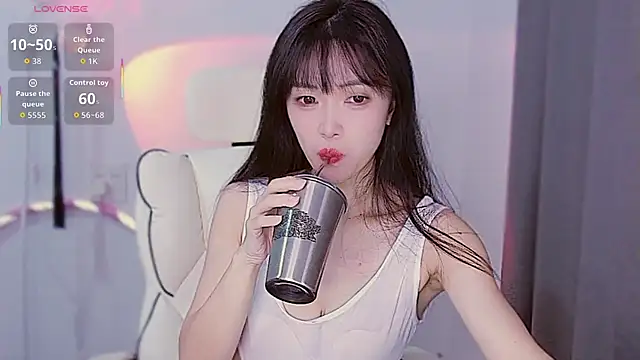 Snapshot of XiaoNana_ chatting on 11.15.25 XiaoNana online show from 11.15.25