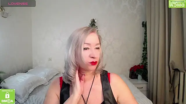 hunters woman online show from 03.18.26