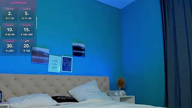 KiraSun online show from 11.03.25