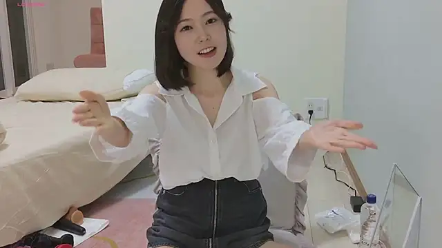 tsumugi 0721 online show from 11.12.25